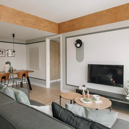 Monserrate - 2 Bedrooms In Parque Nacoes Apartmán