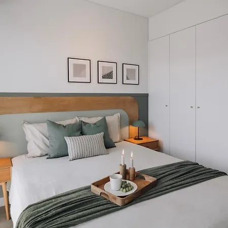 Monserrate - 2 Bedrooms In Parque Nacoes * リスボン