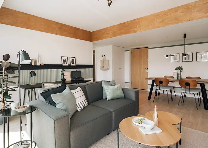 Monserrate - 2 Bedrooms In Parque Nacoes Lisboa